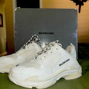 BALENCIAGA TRIPLE S SNEAKERS
